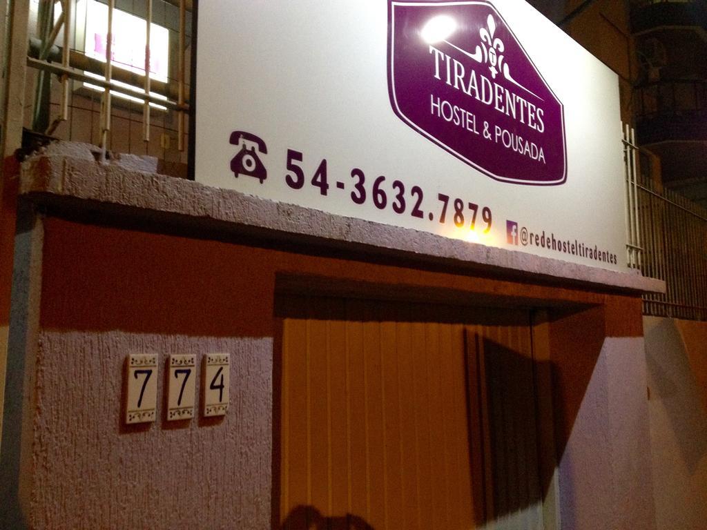 Hostel E Pousada Tiradentes 774 Passo Fundo Exterior foto